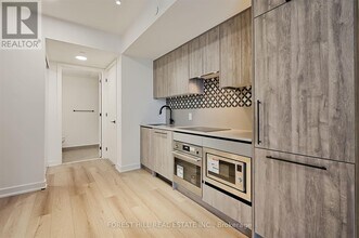 5-315 Lakeview Ave in Toronto, ON - Building Photo - Building Photo