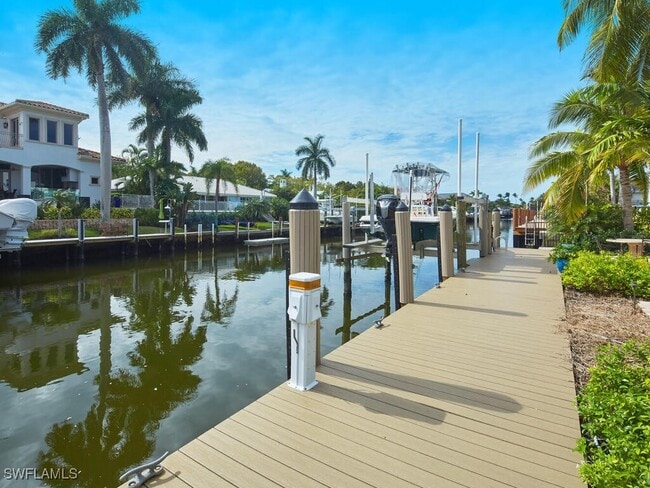 720 17th Ave S in Naples, FL - Building Photo - Building Photo