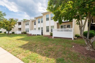 New Forest Apartments in St. Charles, MD - Building Photo - Building Photo