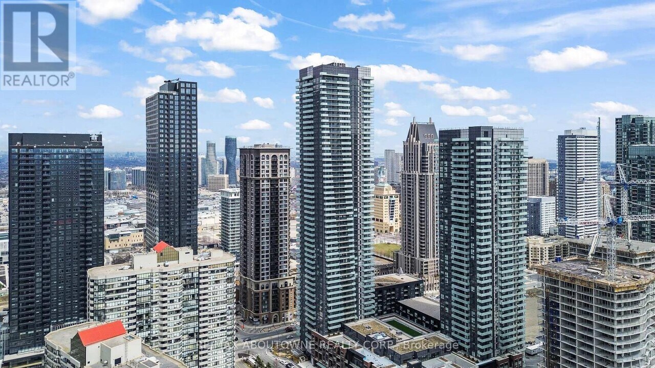 430-1430 Square One Dr in Mississauga, ON - Building Photo