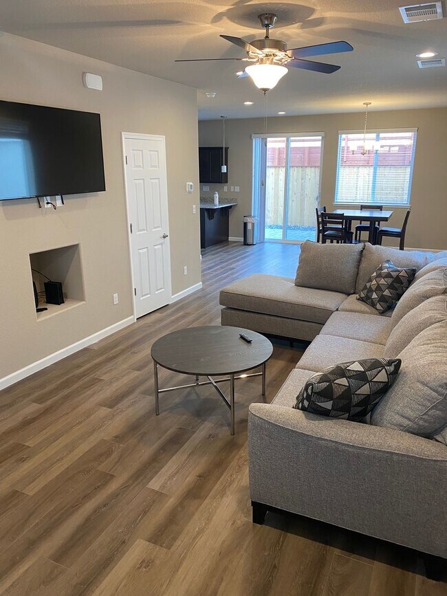3558 Penn Nat'l Dr in Reno, NV - Building Photo - Building Photo