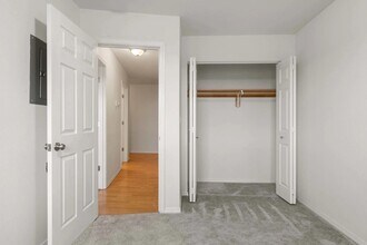9905 William Jones Cir in Anchorage, AK - Building Photo - Building Photo
