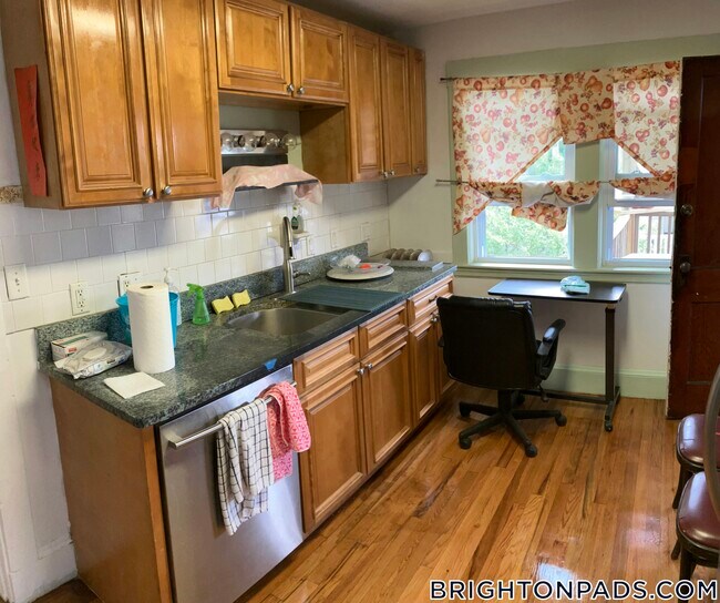 25 Colborne Rd in Boston, MA - Building Photo - Building Photo