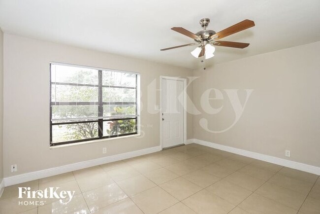1061 SW 31st St in Fort Lauderdale, FL - Building Photo - Building Photo