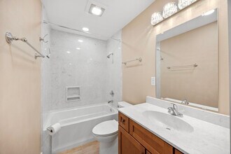1351 Sanibel Ln in Gulf Breeze, FL - Building Photo - Building Photo