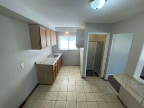 16896 Salem in Detroit, MI - Building Photo - Building Photo