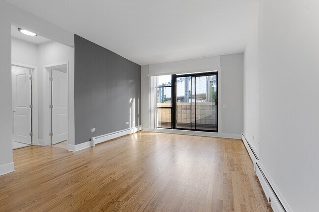 1625 W Howard St in Chicago, IL - Building Photo - Building Photo