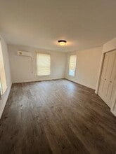 818 W 4th St in Joplin, MO - Building Photo - Building Photo