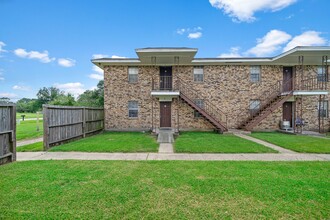 1614 Vauthier St in La Marque, TX - Foto de edificio - Building Photo