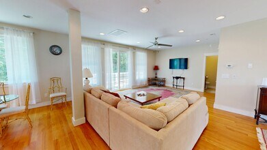 1300 W Kitty Hawk Rd in Kitty Hawk, NC - Building Photo - Building Photo
