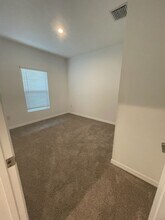 6313 Springmont Lp in Rubonia, FL - Building Photo - Building Photo