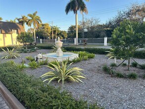 8475 SW 94th St in Miami, FL - Building Photo - Building Photo