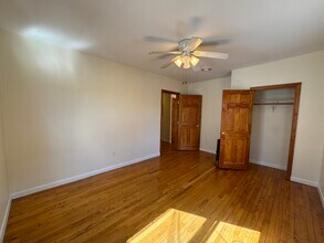 20 Alberta Ter, Unit #2 in Cambridge, MA - Foto de edificio - Building Photo