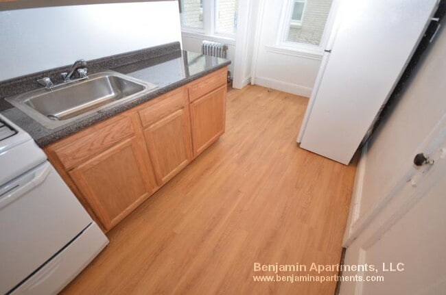 109 Brainerd Rd, Unit 1 in Boston, MA - Building Photo - Building Photo