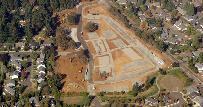 Mahonia Crossing in Salem, OR - Foto de edificio - Building Photo