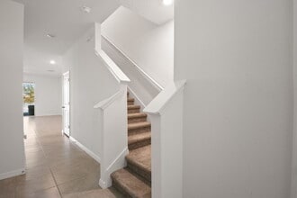 365 Mangrove Shade Cir in Apollo Beach, FL - Foto de edificio - Building Photo