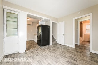 1030 Franklin Dr in Bethel Park, PA - Building Photo - Building Photo