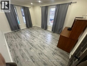 236 Langlaw Dr in Cambridge, ON - Building Photo - Building Photo