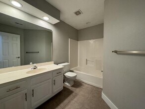 1504 W Highpoint Cir in Springfield, MO - Building Photo - Building Photo