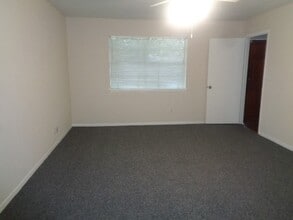 1419 Dorsetshire Dr in Pasadena, TX - Building Photo - Building Photo