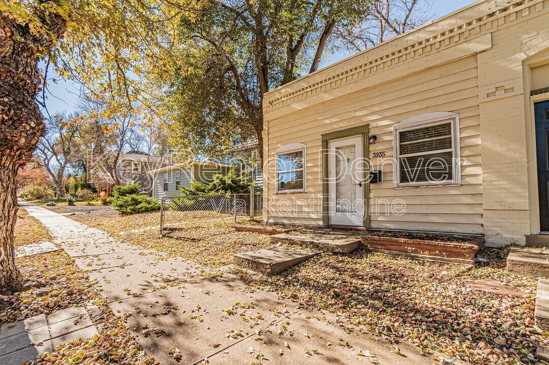 3935 Wolff St in Denver, CO - Building Photo