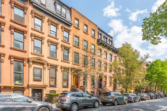 168 Washington Park in Brooklyn, NY - Building Photo - Building Photo