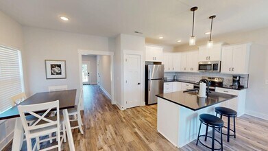 Rutherford Corner Townhomes in Murfreesboro, TN - Foto de edificio - Building Photo