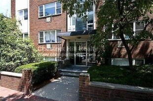 269 Harvard St, Unit 1 Apartamentos