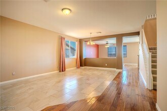 136 Jay Porter Ave in Henderson, NV - Building Photo - Building Photo