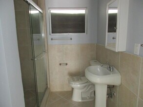 161 SE 5th Ave-Unit -Apt #1 in Delray Beach, FL - Building Photo - Building Photo