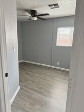 2615 W Morten Ave, Unit A in Phoenix, AZ - Building Photo - Building Photo