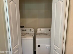 7828 Echo Springs Rd in Jacksonville, FL - Building Photo - Building Photo