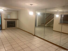 7026 NW 52nd Terrace in Gainesville, FL - Building Photo - Building Photo