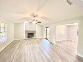 1210 Whitewood Way in Niceville, FL - Building Photo - Building Photo