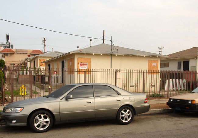 1627 259th St in Harbor City, CA - Foto de edificio - Building Photo