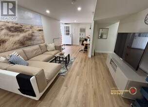 4000 E Braemar Rd in North Vancouver, BC - Building Photo - Building Photo