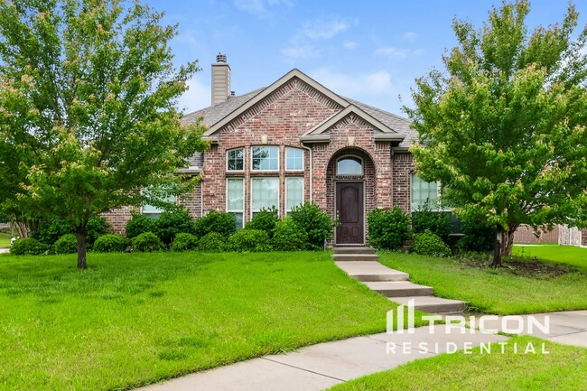 property at 1617 Grand Ct