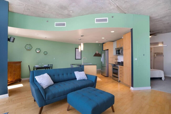 1511 Champa St in Denver, CO - Building Photo - Building Photo