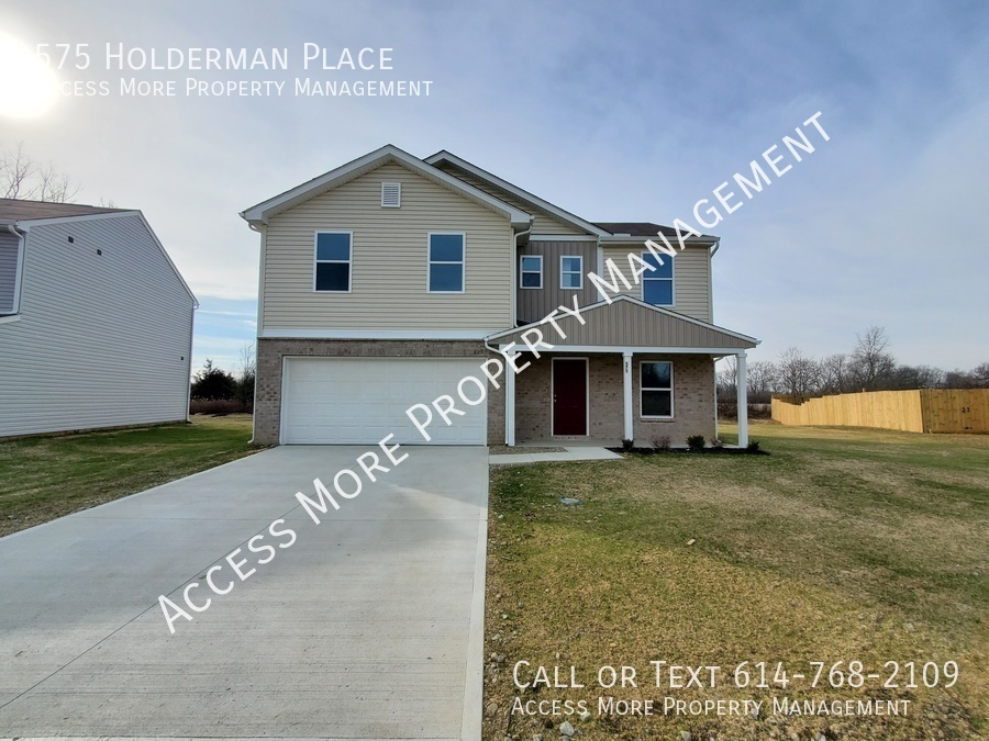 575 Holderman Pl in New Lebanon, OH - Building Photo