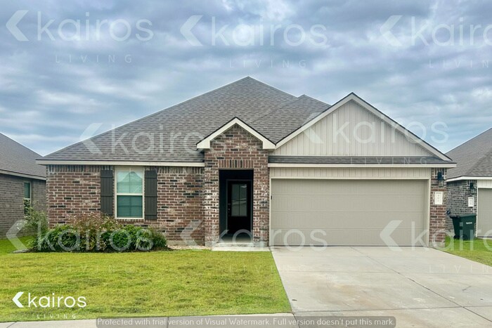 402 Mango Dr in Lafayette, LA - Building Photo