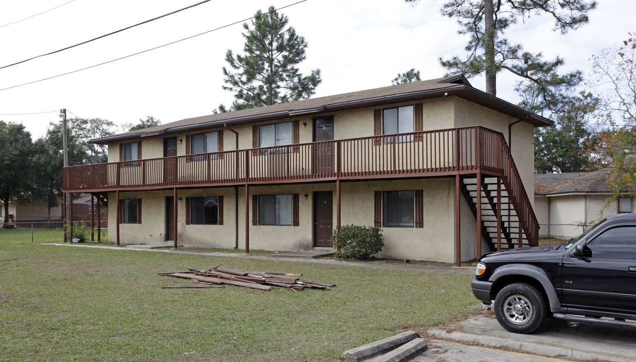 3702-3704 E 11th St in Panama City, FL - Building Photo