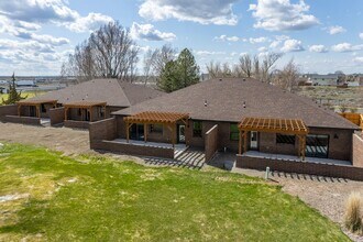 1213 Rd F .2 NE-Unit -1213A in Moses Lake, WA - Building Photo - Building Photo