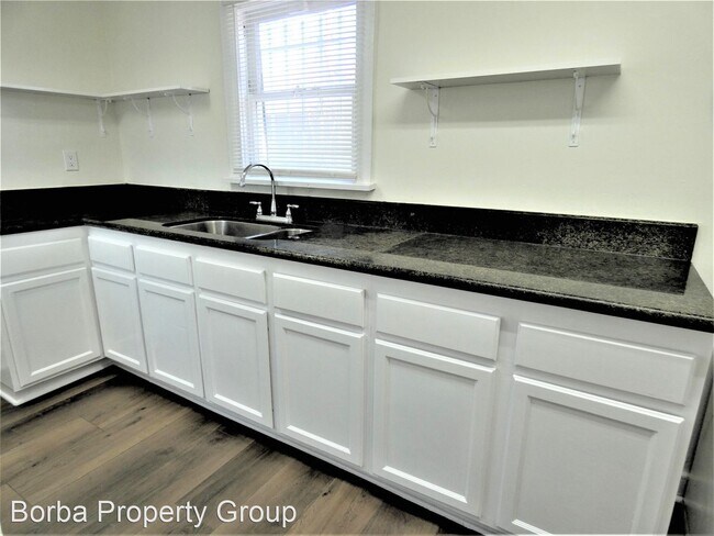 702 E 7th St in Long Beach, CA - Building Photo - Building Photo
