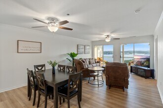 1407 Harbour Towne Dr in Lake Ozark, MO - Building Photo - Building Photo