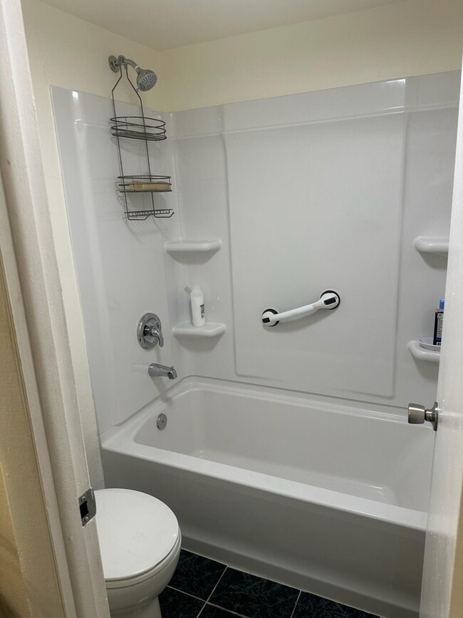 161 Lake Frances Dr in West Palm Beach, FL - Building Photo - Building Photo