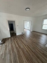 275 Greensburg Pike in North Versailles, PA - Building Photo - Building Photo