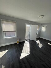 1111 Orizaba Ave in Long Beach, CA - Building Photo - Building Photo
