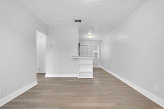 746 SW 4th St in Dania Beach, FL - Building Photo - Building Photo