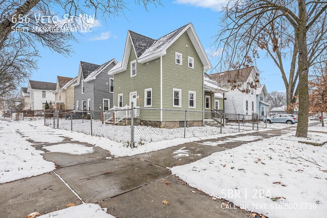 656 Veto St NW in Grand Rapids, MI - Building Photo - Building Photo