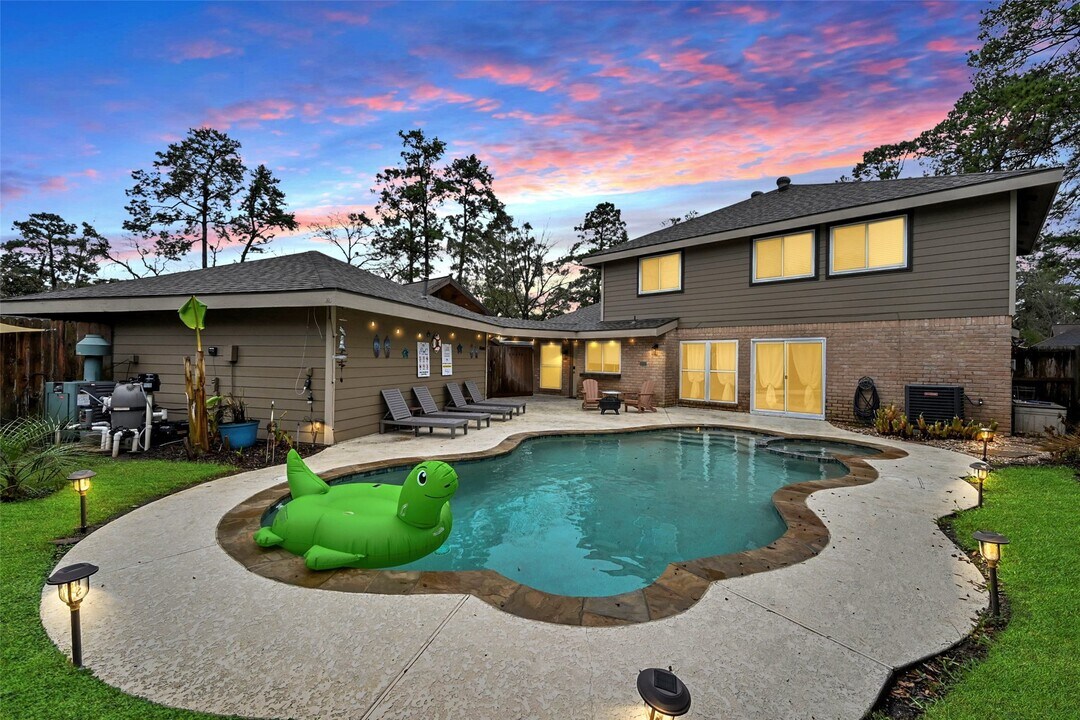 19414 Dianeshire Dr in Spring, TX - Building Photo